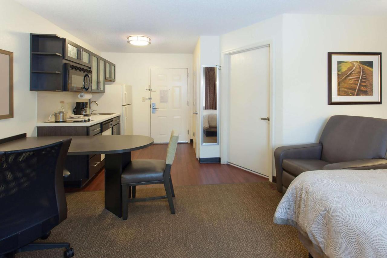 Sonesta Simply Suites Houston Galleria Medical Center Exterior photo